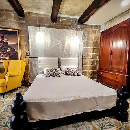 The G-house La Valeta