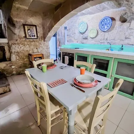 The G-house La Valeta