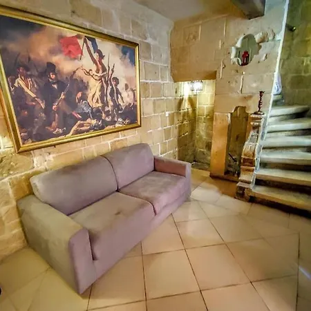 The G-house La Valeta